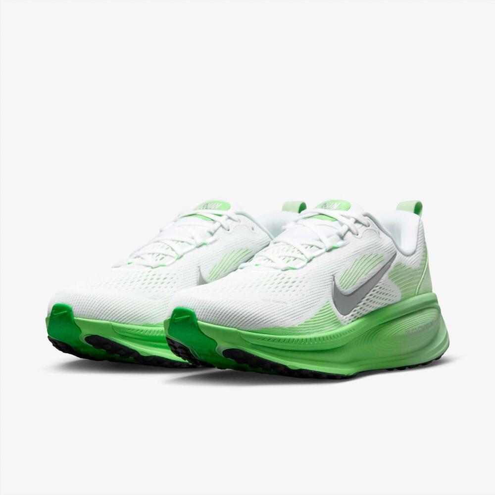 NEW NIKE women's vomero 18 shoes in illusion green
